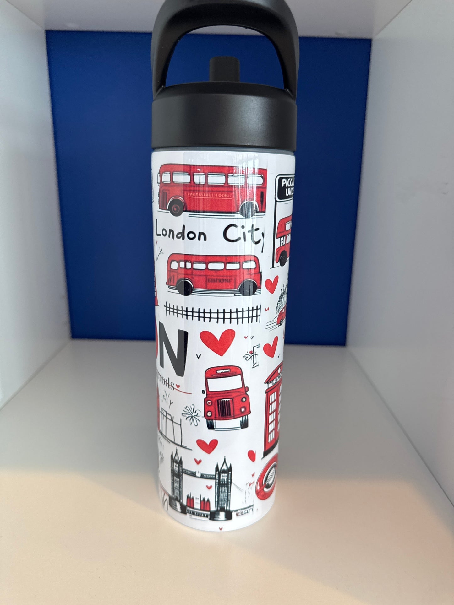 Tumbler 20oz. Custom Made London Icons Palace, London Eye, Telephone Box etc with Fixed Handle & Straw